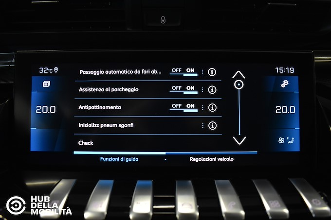 PEUGEOT 508 BlueHDi 130 Stop&Start EAT8 SW Allure Pack